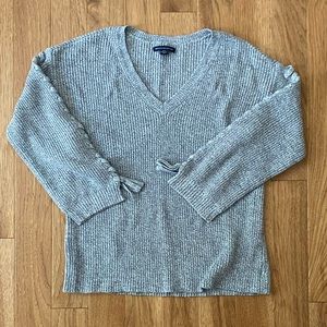 Light gray american eagle sweater